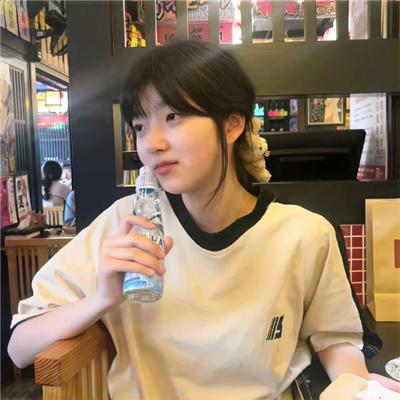 洛瑞太太和她的儿子